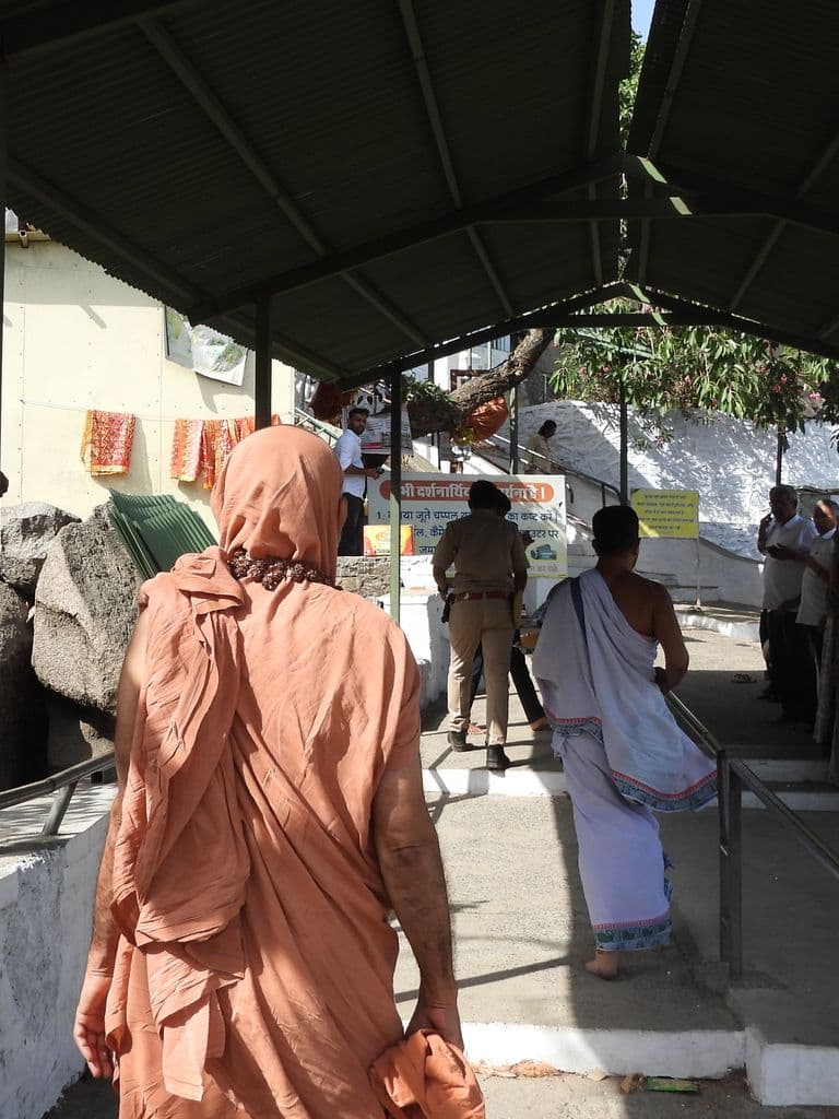 abu_kathyayini_arbhudha_devi_11.jpg