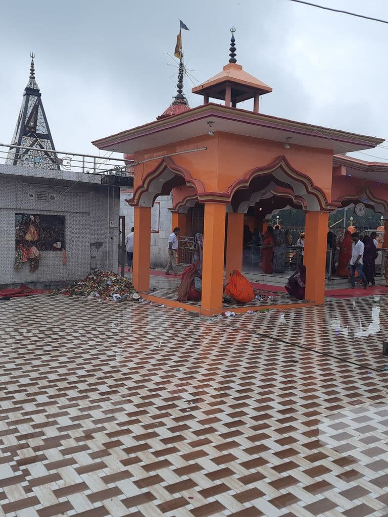 amethi_kalikan_mandir_1.jpg