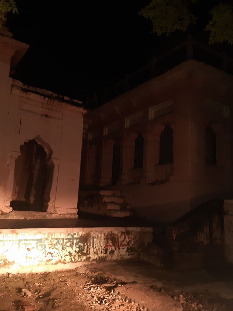 azamgarh_shiv_mandir_1.jpg
