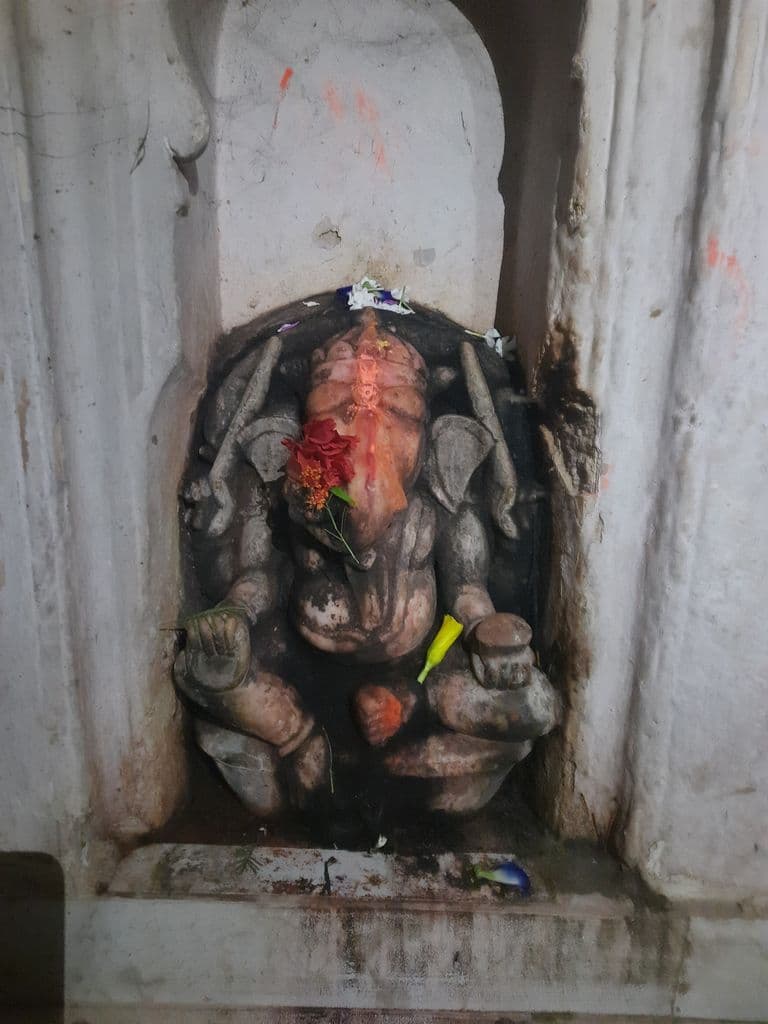 azamgarh_shiv_mandir_3.jpg