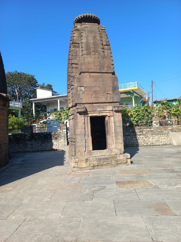baijnath_baijnath_group_of_temples_16.jpg