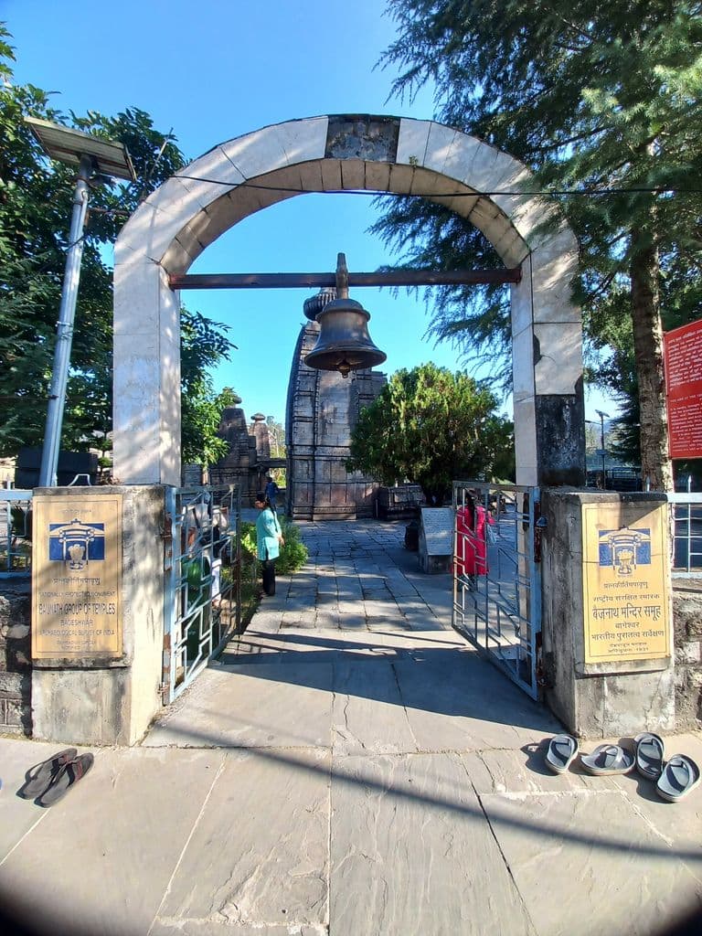 baijnath_baijnath_group_of_temples_2.jpg