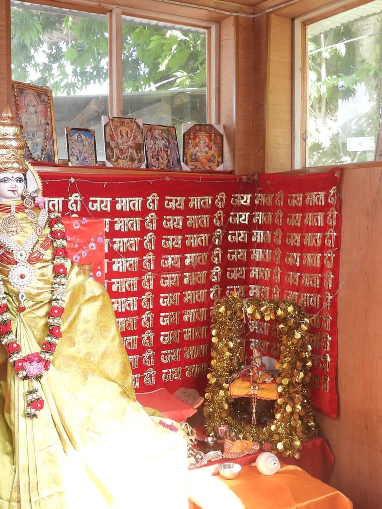 baramulla_shailaputri_devi_mandir_3.jpg