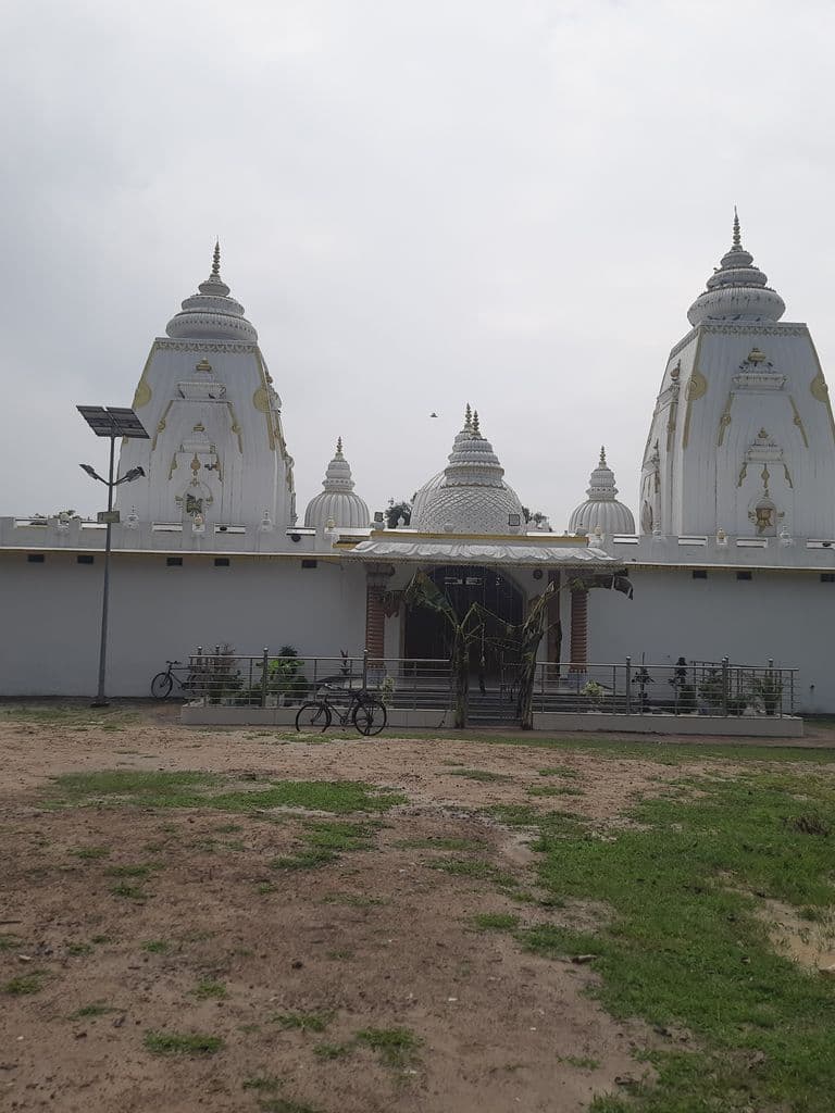 bhadohi_baikunth_dham_1.jpg