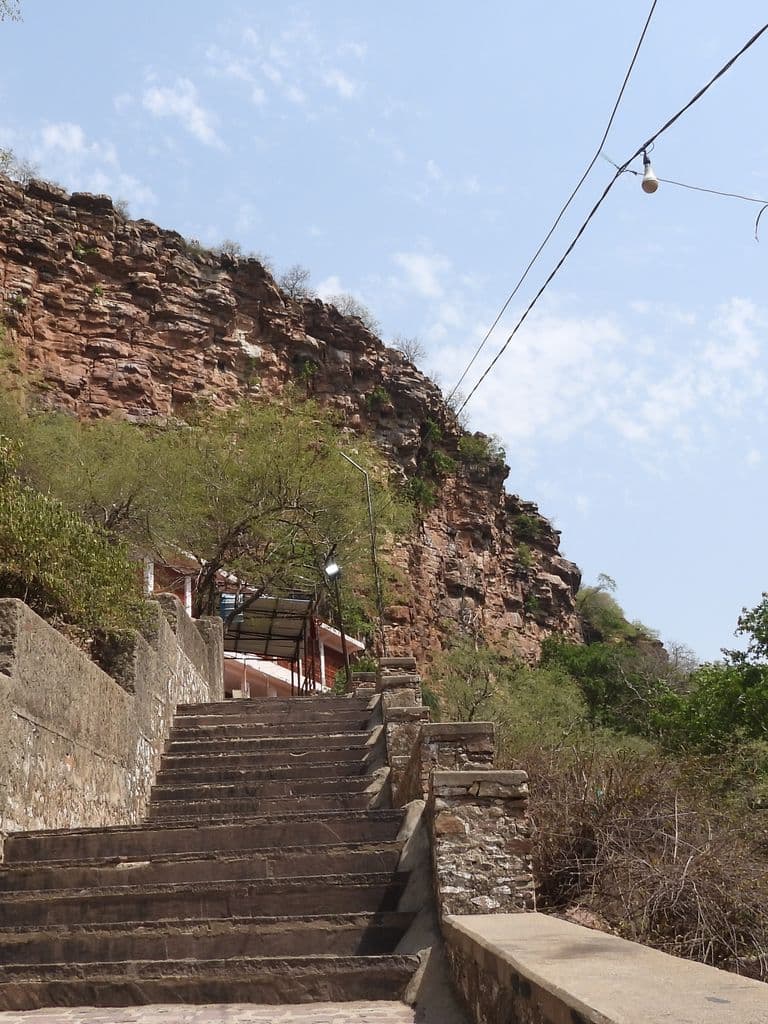 bundi_rameshwara_mahadev_mandir_4.jpg