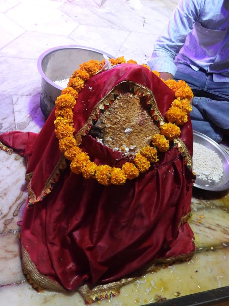 chaksu_sheetala_mata_mandir_4.jpg