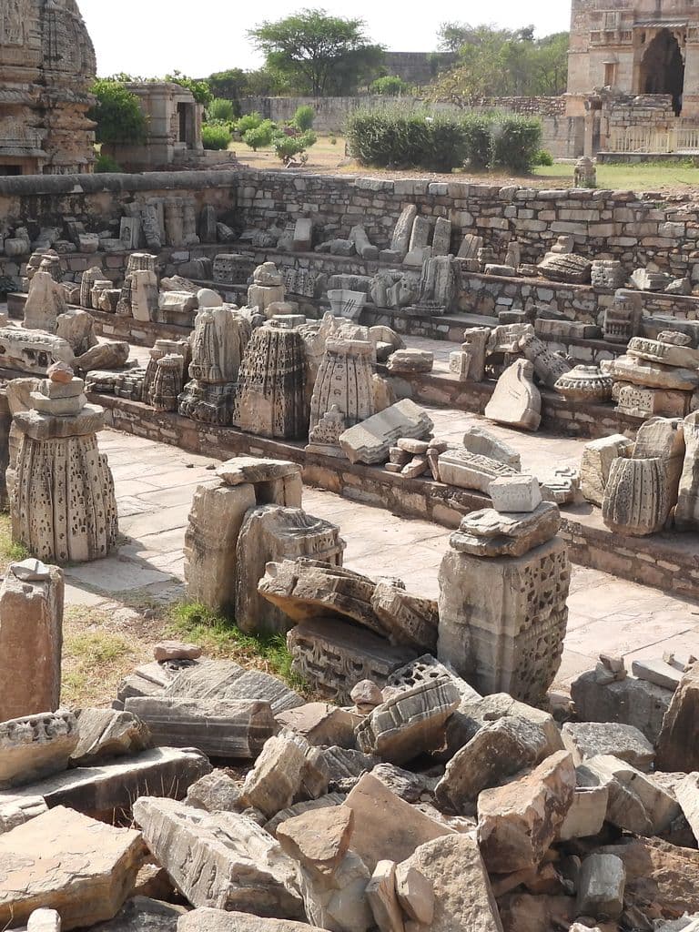 chittorgarh_samadhiswara_mahadev_mandir_19.jpg