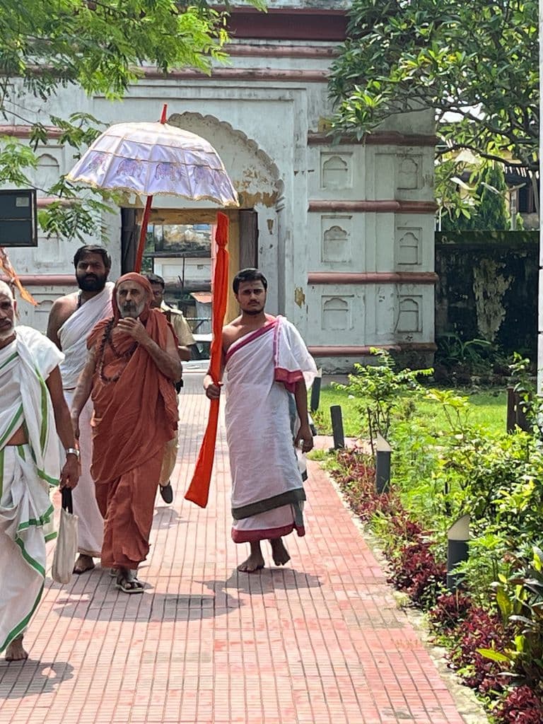 cooch_behar_kamteshwari_mandir_7.jpg