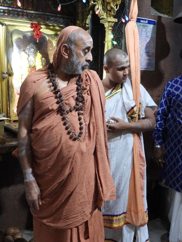 dakor_utkanteshwar_mahadev_11.jpg