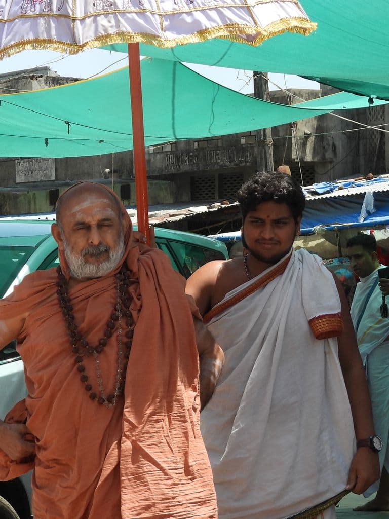 dakor_utkanteshwar_mahadev_2.jpg