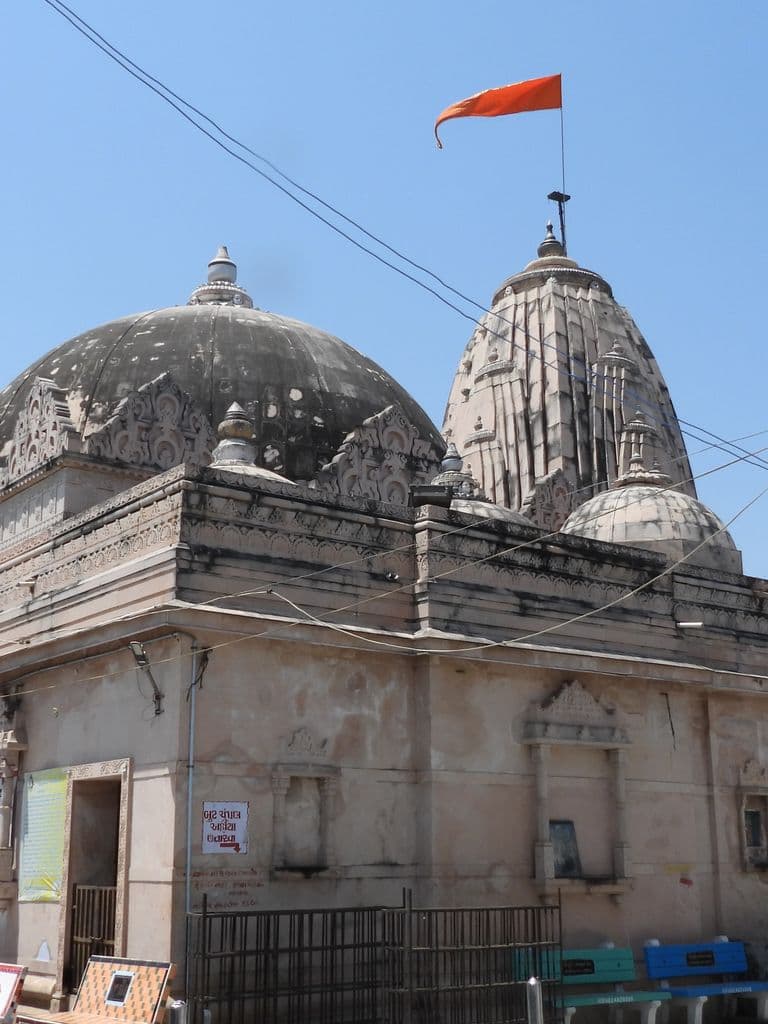 dakor_utkanteshwar_mahadev_3.jpg