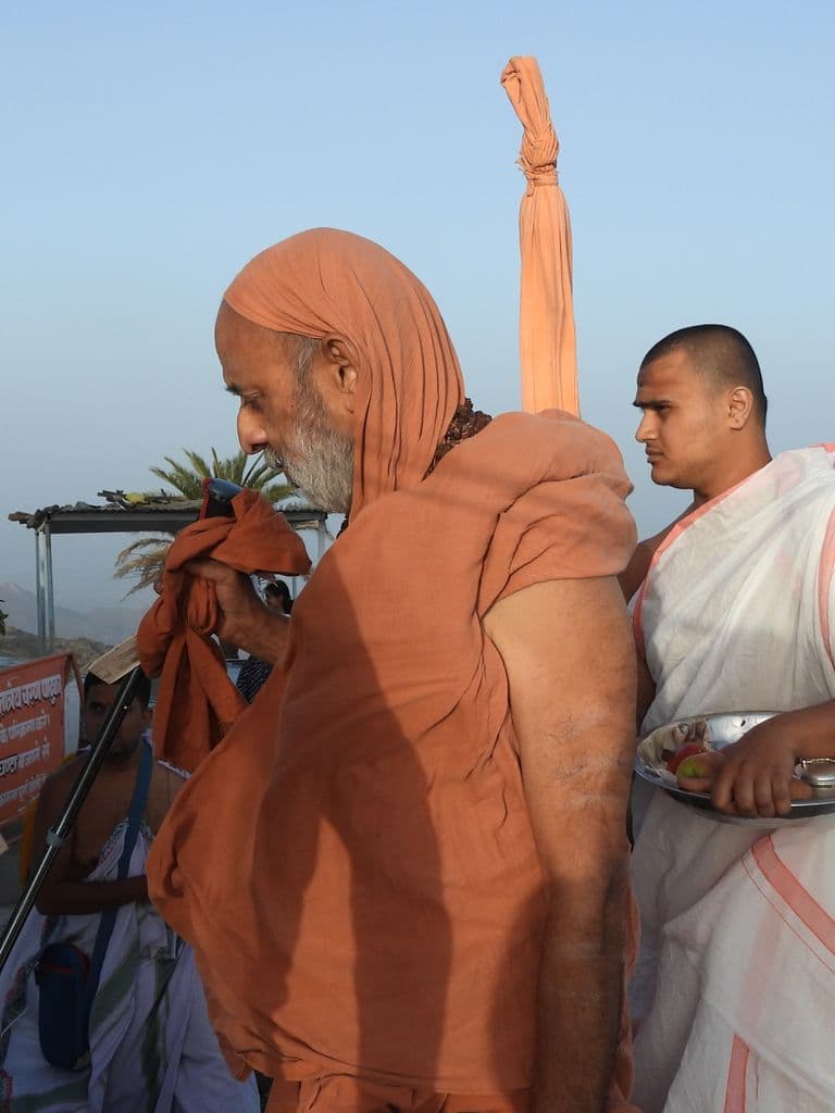 dattatreya_charan_paduka_mandir_10.jpg