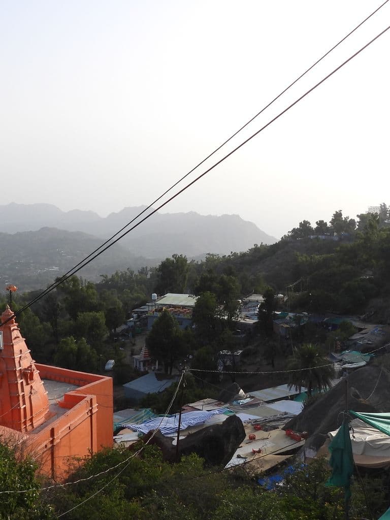 dattatreya_charan_paduka_mandir_7.jpg