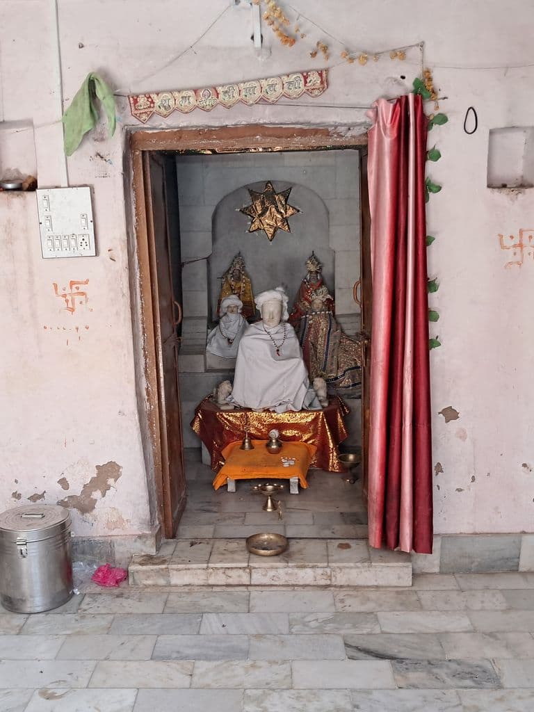 doshi_hill_chyavan_rishi_ashram_11.jpg