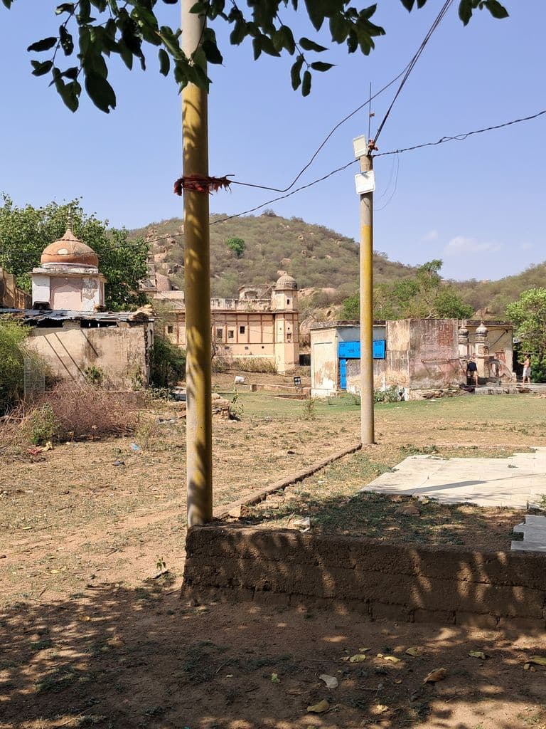 doshi_hill_chyavan_rishi_ashram_14.jpg