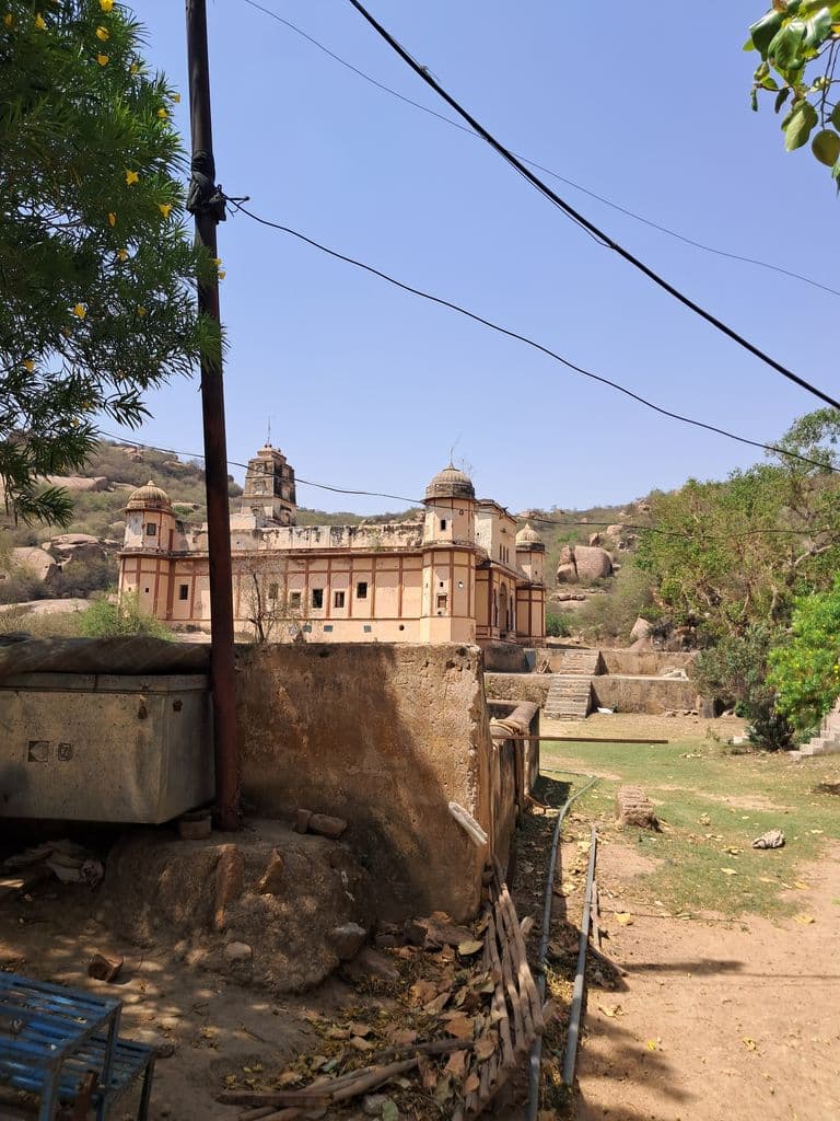 doshi_hill_chyavan_rishi_ashram_8.jpg