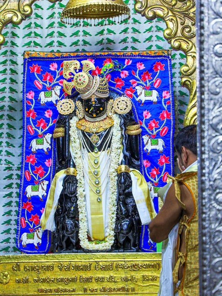 Dwarkadhish Mandir