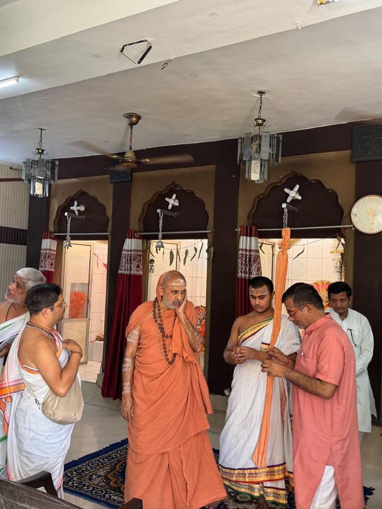 faridabad_prachin_lakshminarayan_mandir_1.jpg