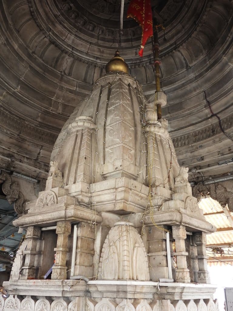 gabbar_hill_ambaji_18.jpg