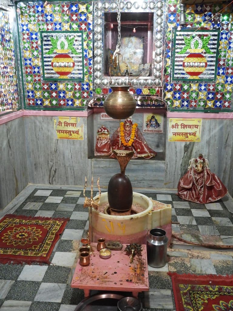 gajner_devagiri_shiv_mandir_1.jpg