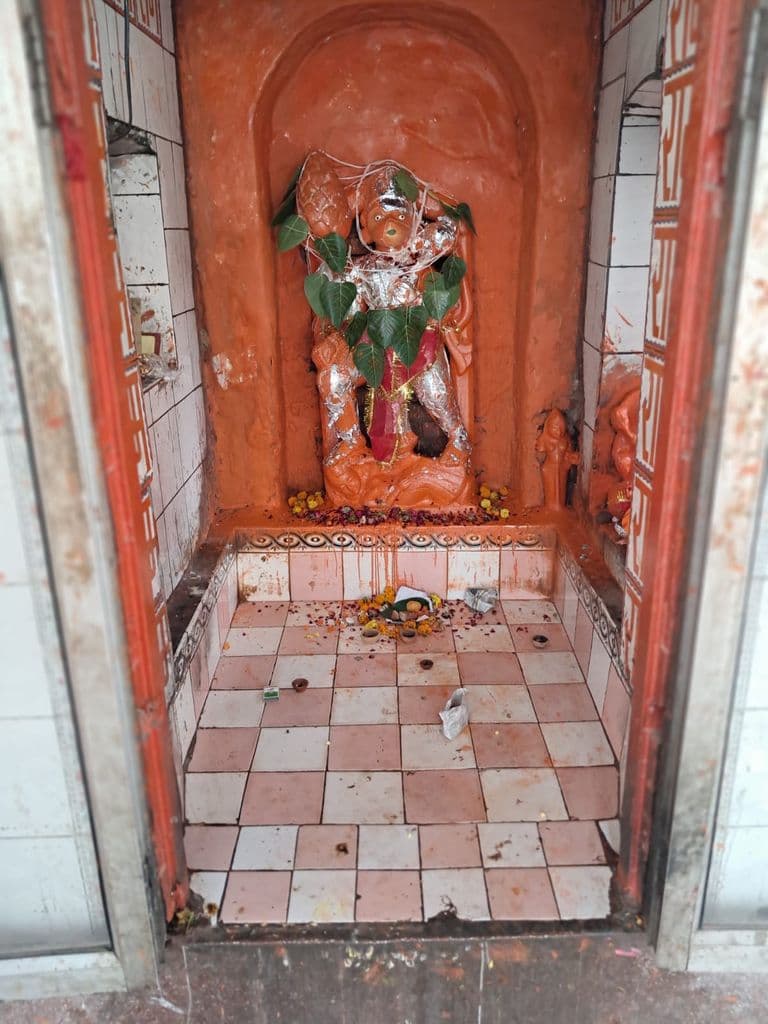 garh_mukteshwar_shiva_mandir_7.jpg