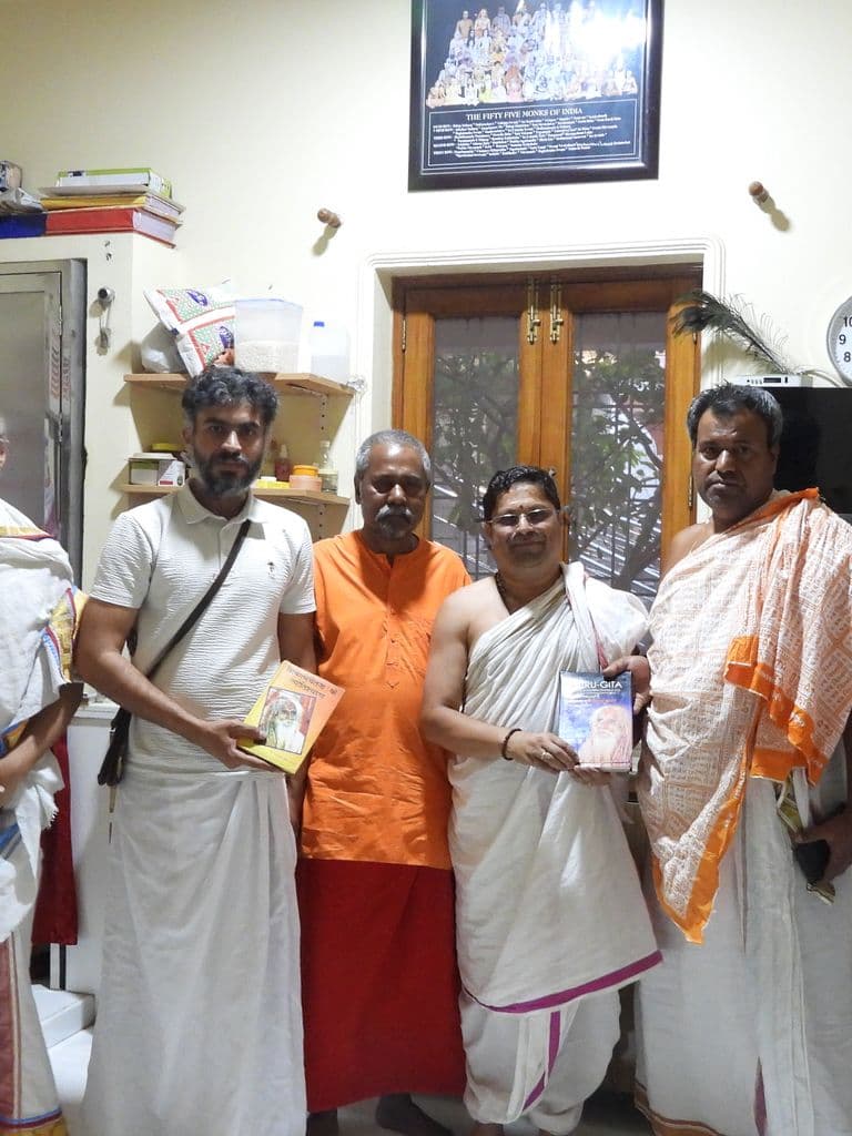 gurugram_prakash_puri_ashram_1.jpg