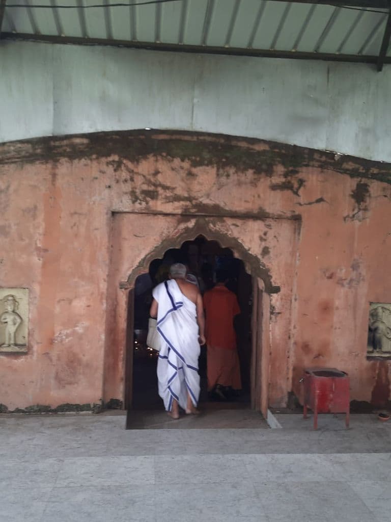 guwahati_ashwaklanta_mandir_10.jpg