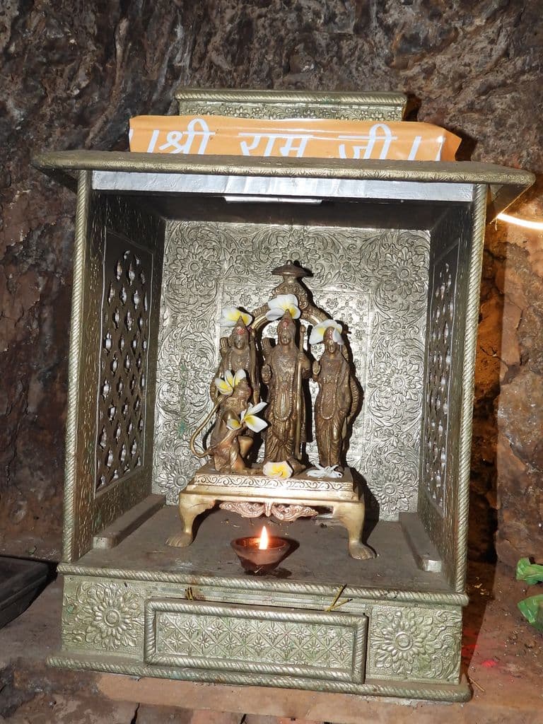 hinglaj_mata_gufa_mandir_5.jpg