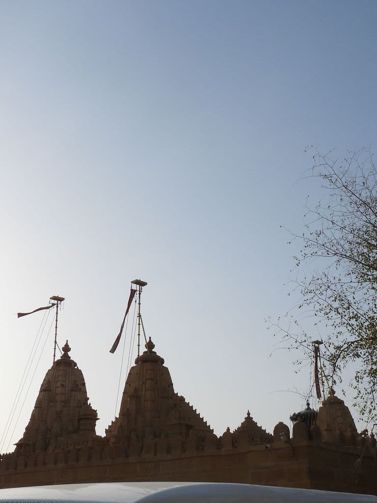 jaisalmer_sahasraphana_parshwanath_mandir_8.jpg