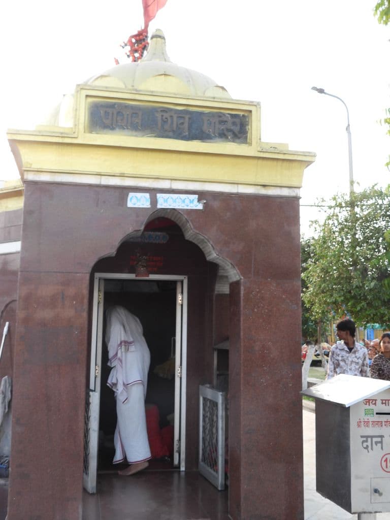 jalandhar_devi_talab_mandir_16.jpg