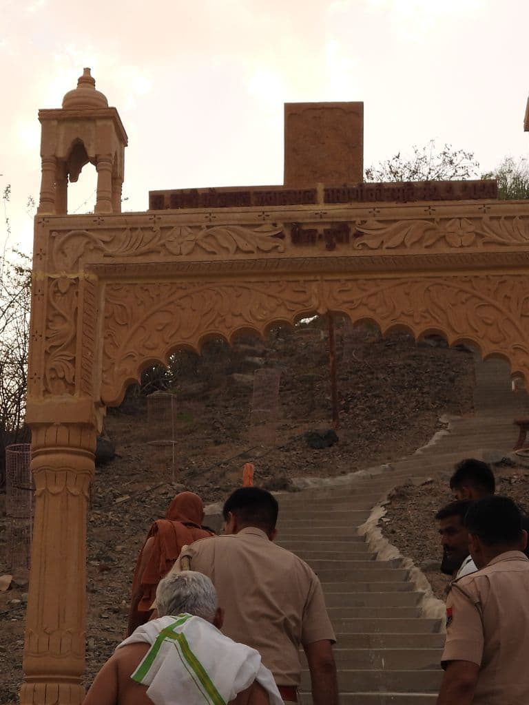 jalore_chamunda_mata_mandir_2.jpg