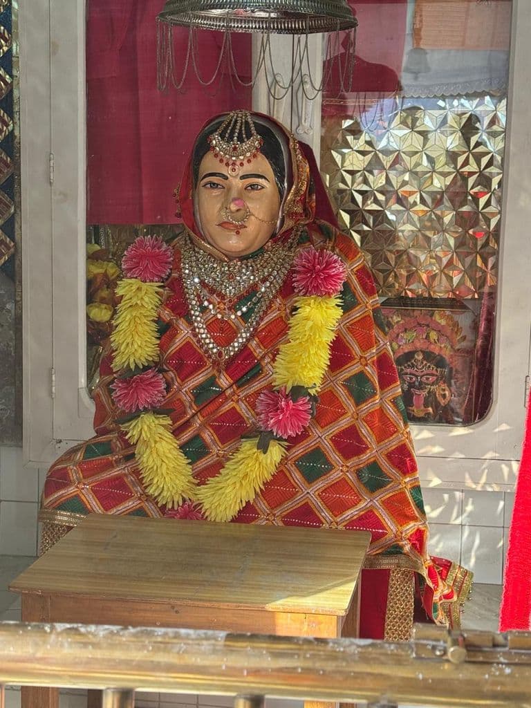 jighriyal_shrimata_mandir_11.jpg