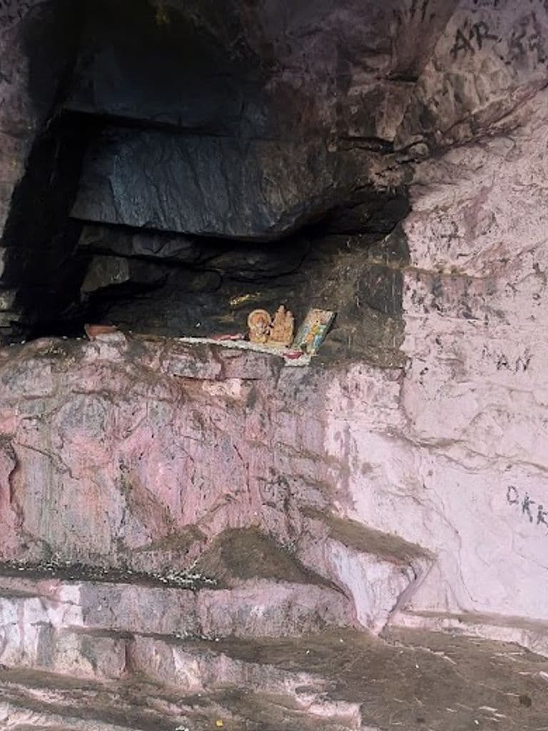 kali_kholi_baba_mohanram_5.jpg
