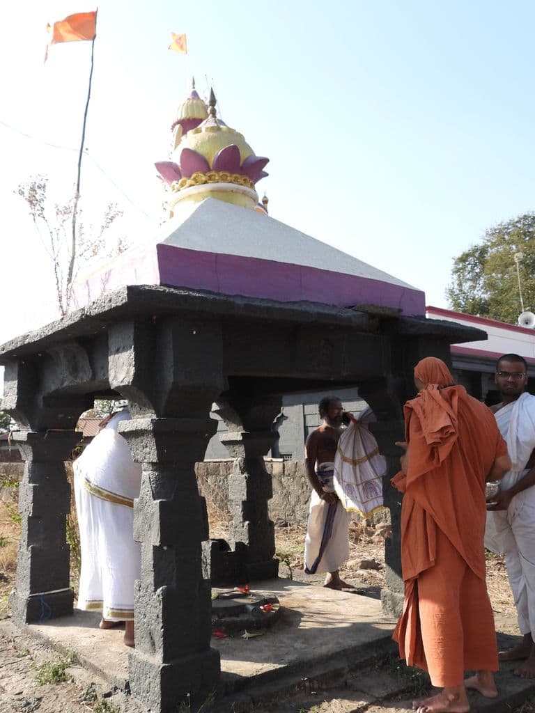 Kashi Vishweshwara Temple Mahuli Satara