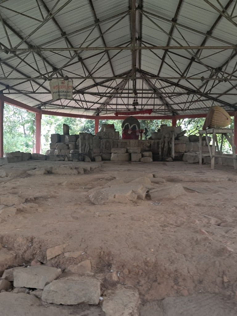 katanipara_madan_kamdev_mandir_10.jpg