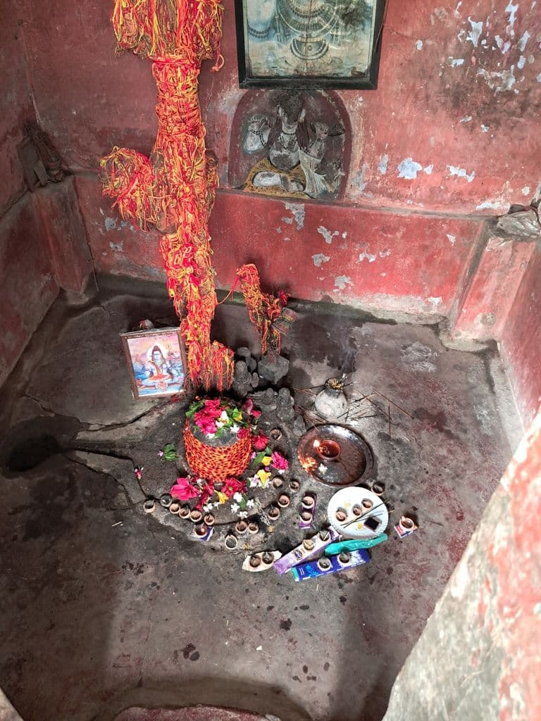 katanipara_madan_kamdev_mandir_4.jpg