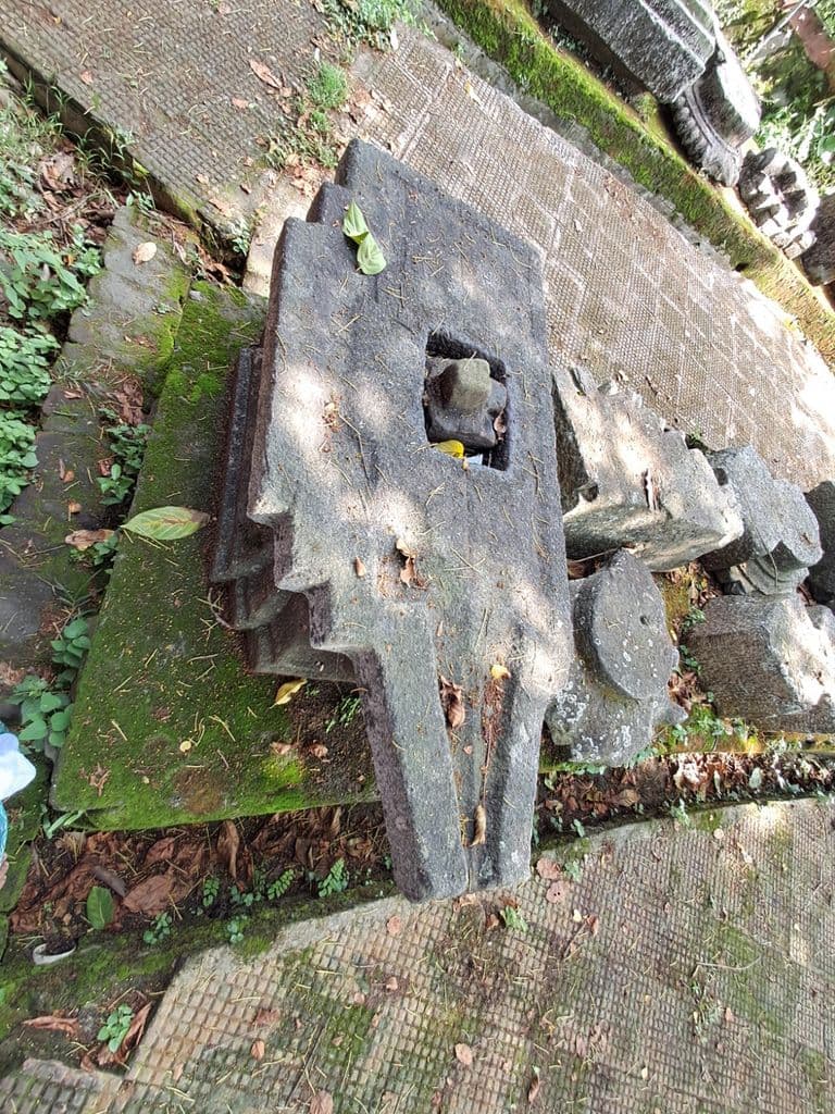 katanipara_madan_kamdev_mandir_7.jpg