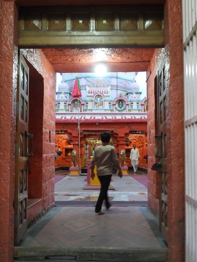 Khandeshwari Temple Beed