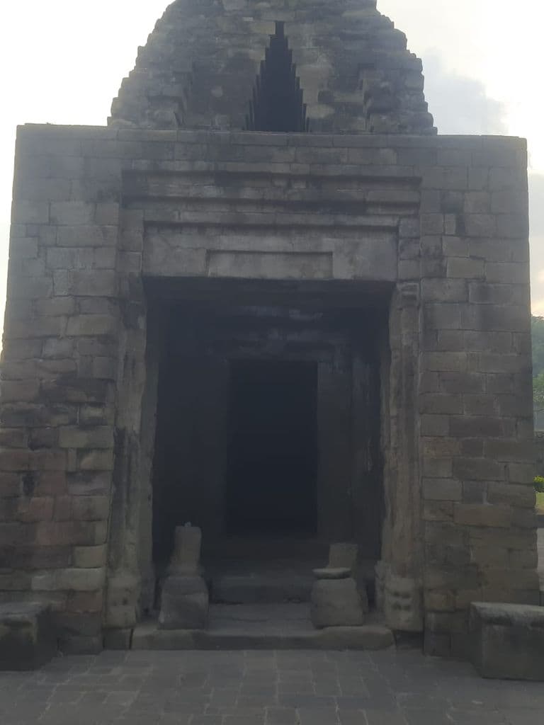 kiramchi_temples_16.jpg