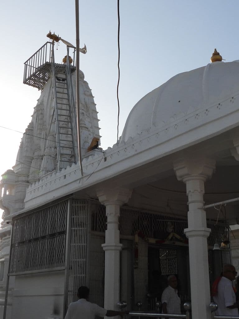 madri_aapeshwar_mahadev_mandir_6.jpg