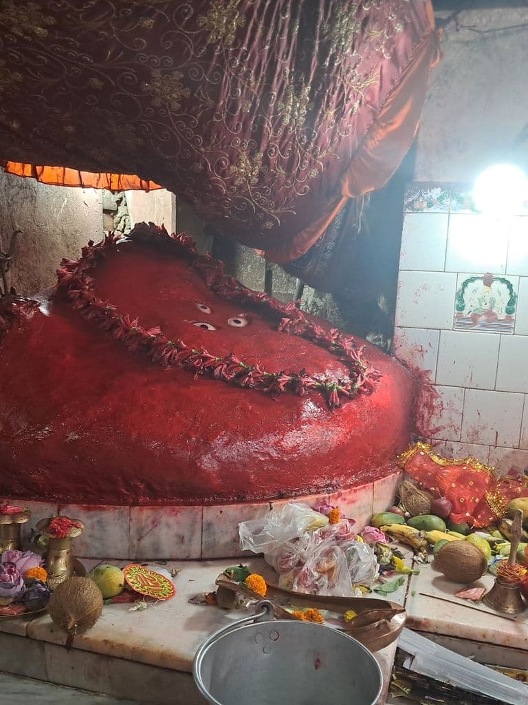 malda_nandikeshwari_mandir_sainthia_2.jpg