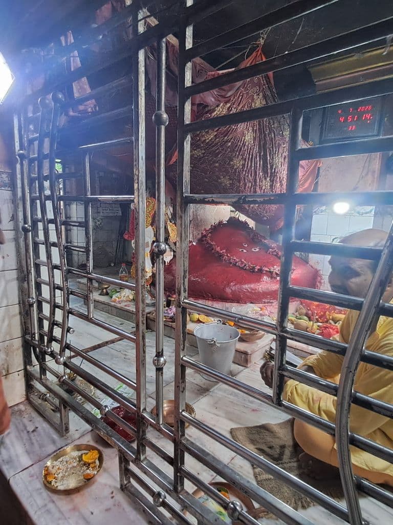 malda_nandikeshwari_mandir_sainthia_3.jpg