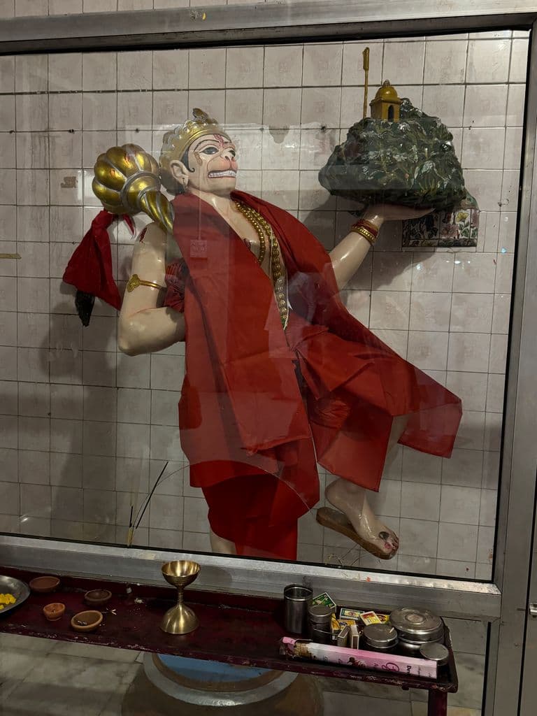 neeracha_hanuman_mandir_1.jpg