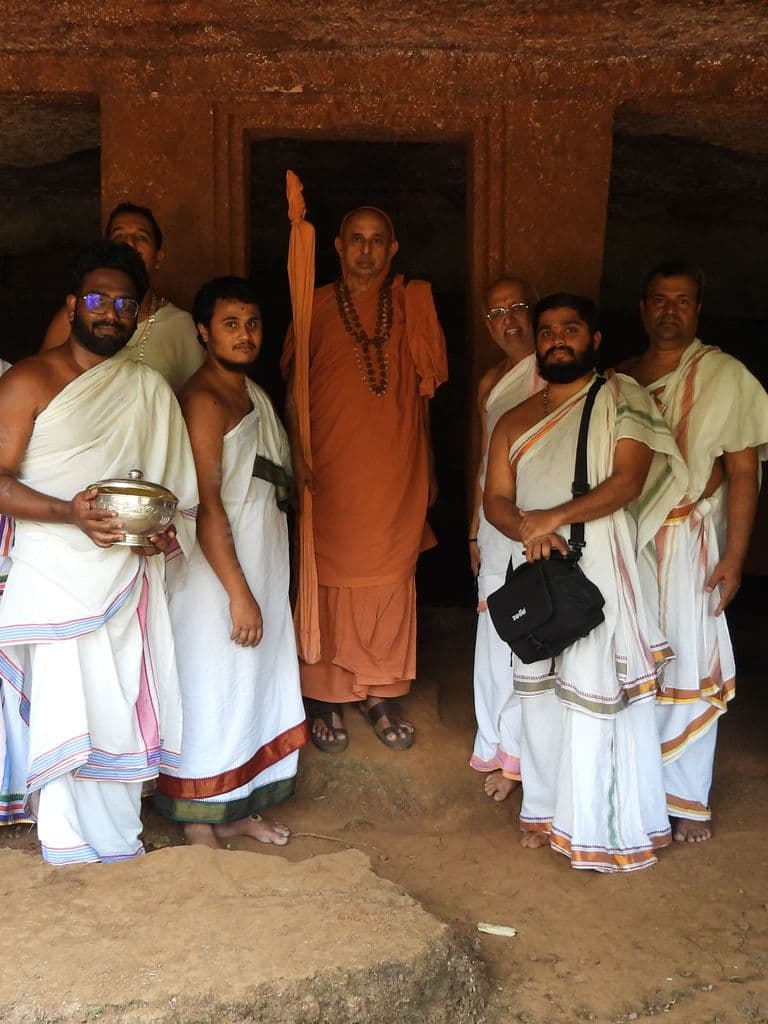 panhalakaji caves