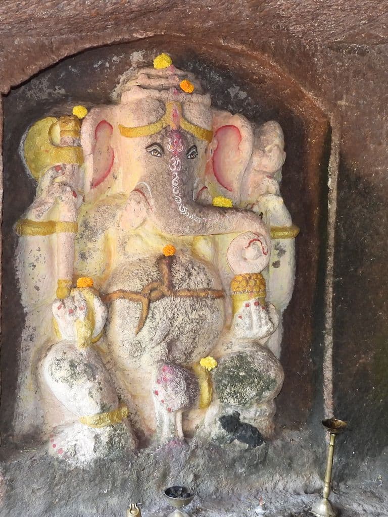 panhalakaji caves