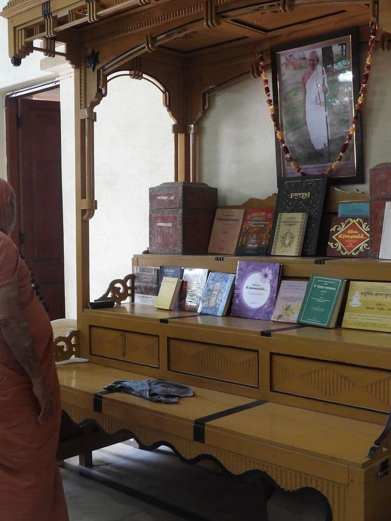 patan_jain_museum_1.jpg