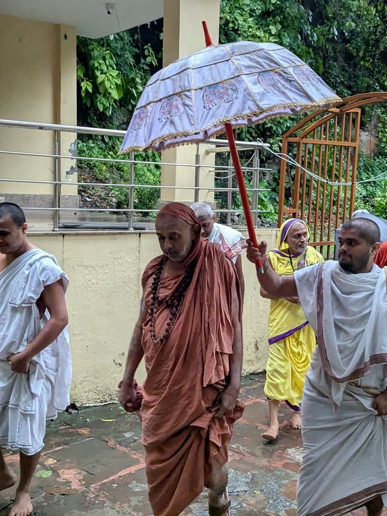 rishikesh_vasishta_gufa_13.jpg