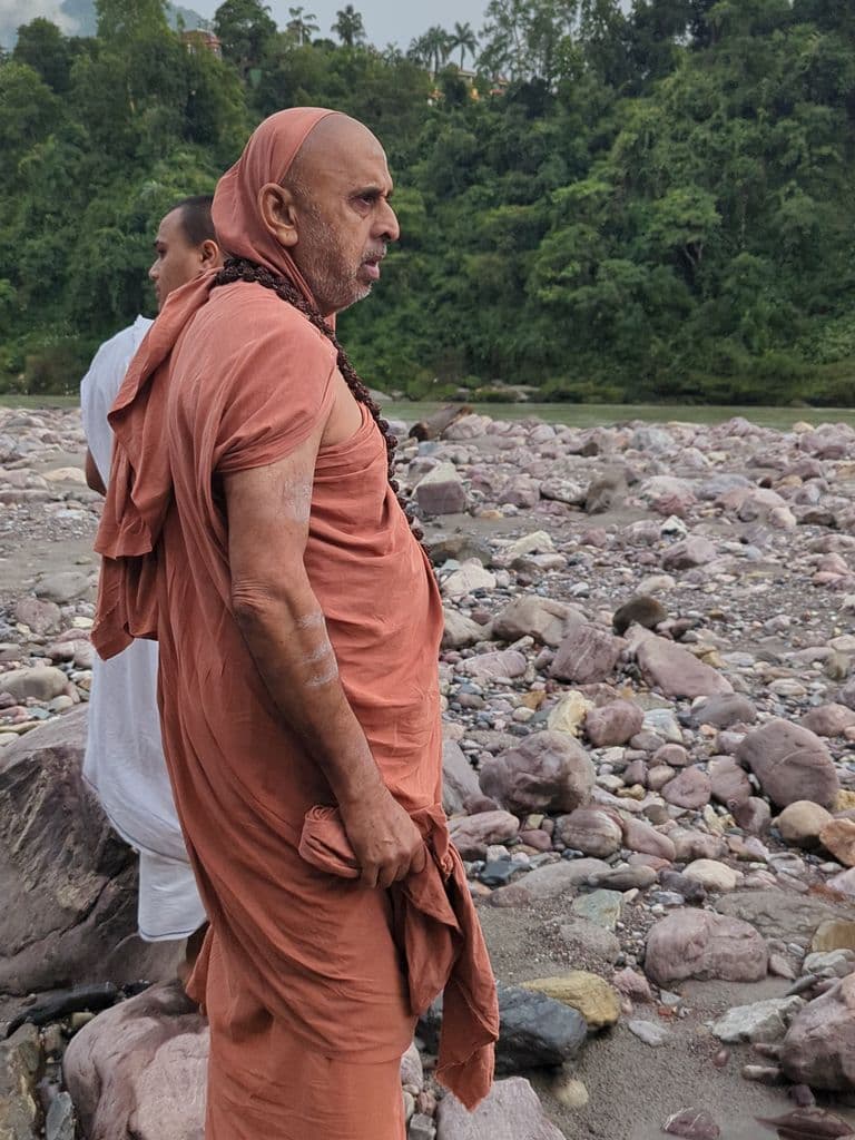 rishikesh_vasishta_gufa_15.jpg
