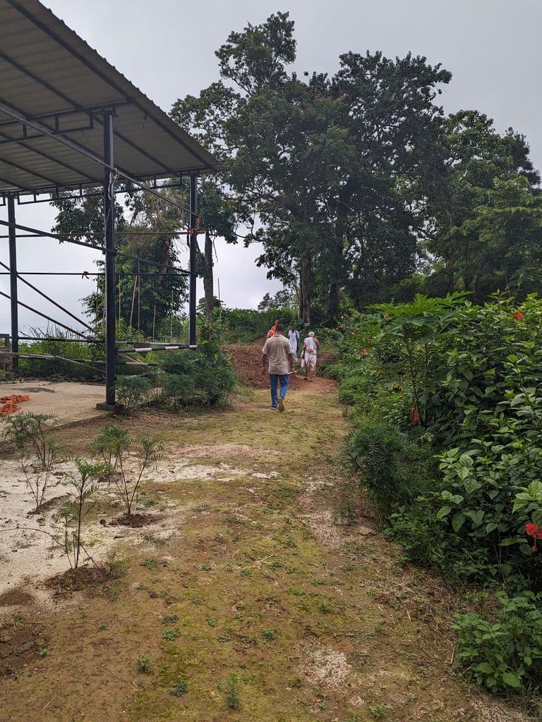 robipur_bhuban_baba_mandir_13.jpg