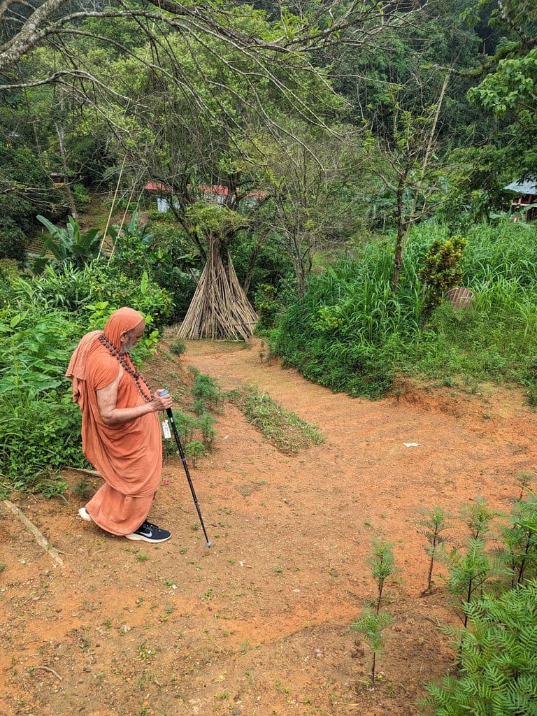 robipur_bhuban_baba_mandir_16.jpg